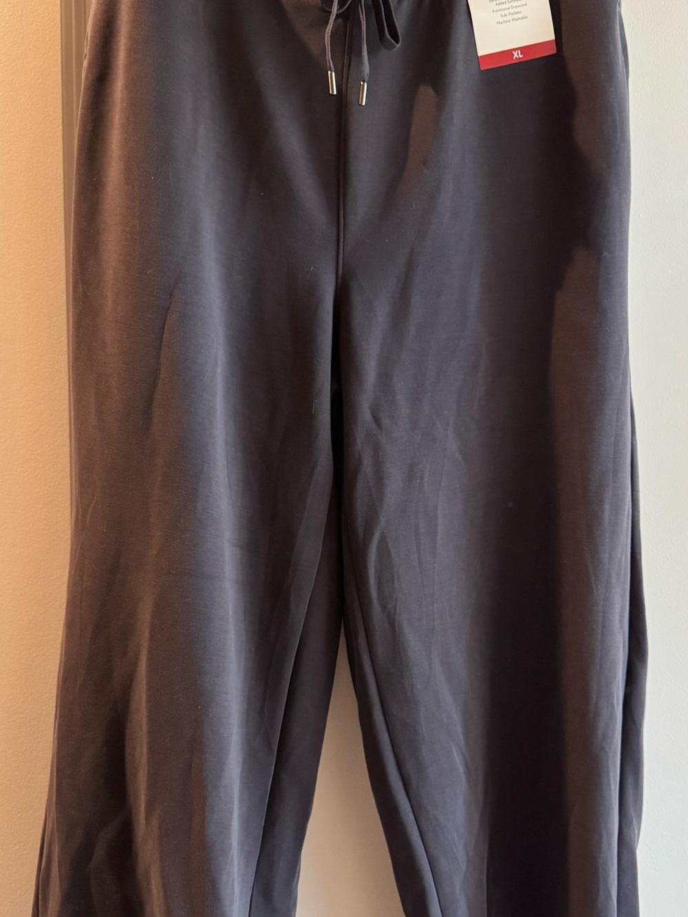 Black Women's Ankle-Length Drawstring Pants